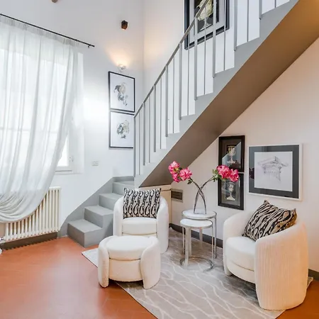 Georgia Modern Panoramic Penthouse With Elevator