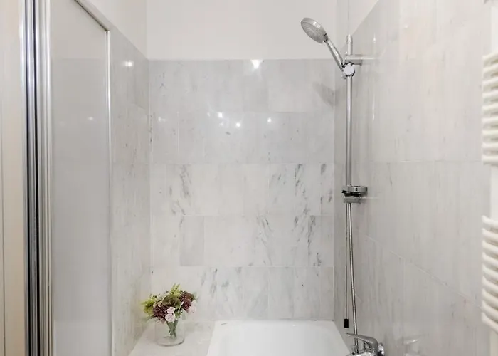 Georgia Modern Panoramic Penthouse With Elevator Apartamento