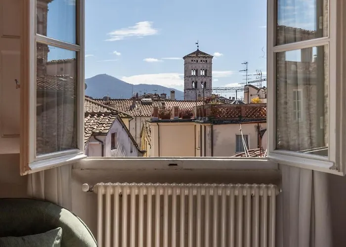 Georgia Modern Panoramic Penthouse With Elevator Lucca